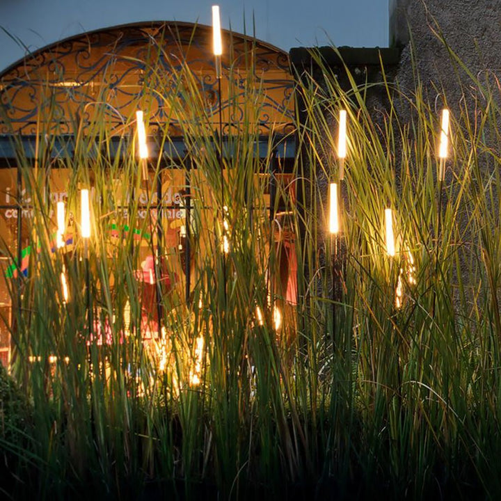 BowLift | SOLAREED LIGHTS – Solar Reed Garden Lights for Atmospheric Outdoor Lighting