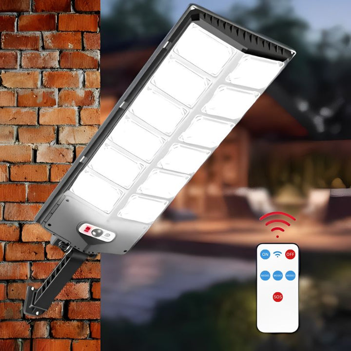 BowLift | High-Powered 250W LED Solar Street Light with Motion Sensor