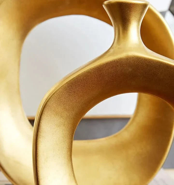 BowLift | Famia - Luxurious Vase