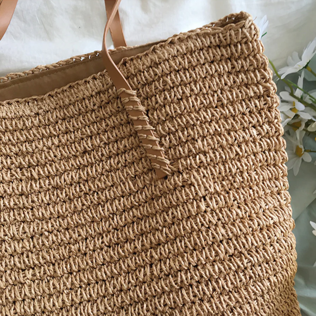 BowLift | Spacious Handbag with Sturdy Shoulder Strap - TerraWoven