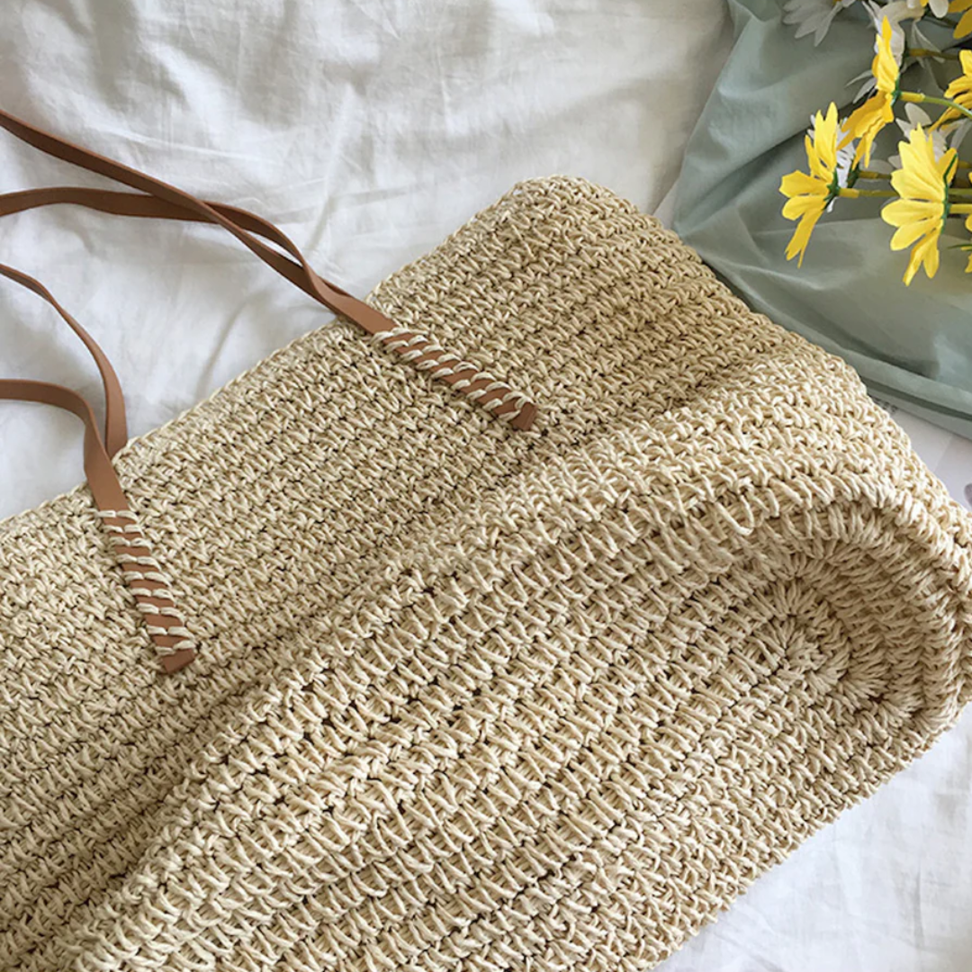 BowLift | Spacious Handbag with Sturdy Shoulder Strap - TerraWoven