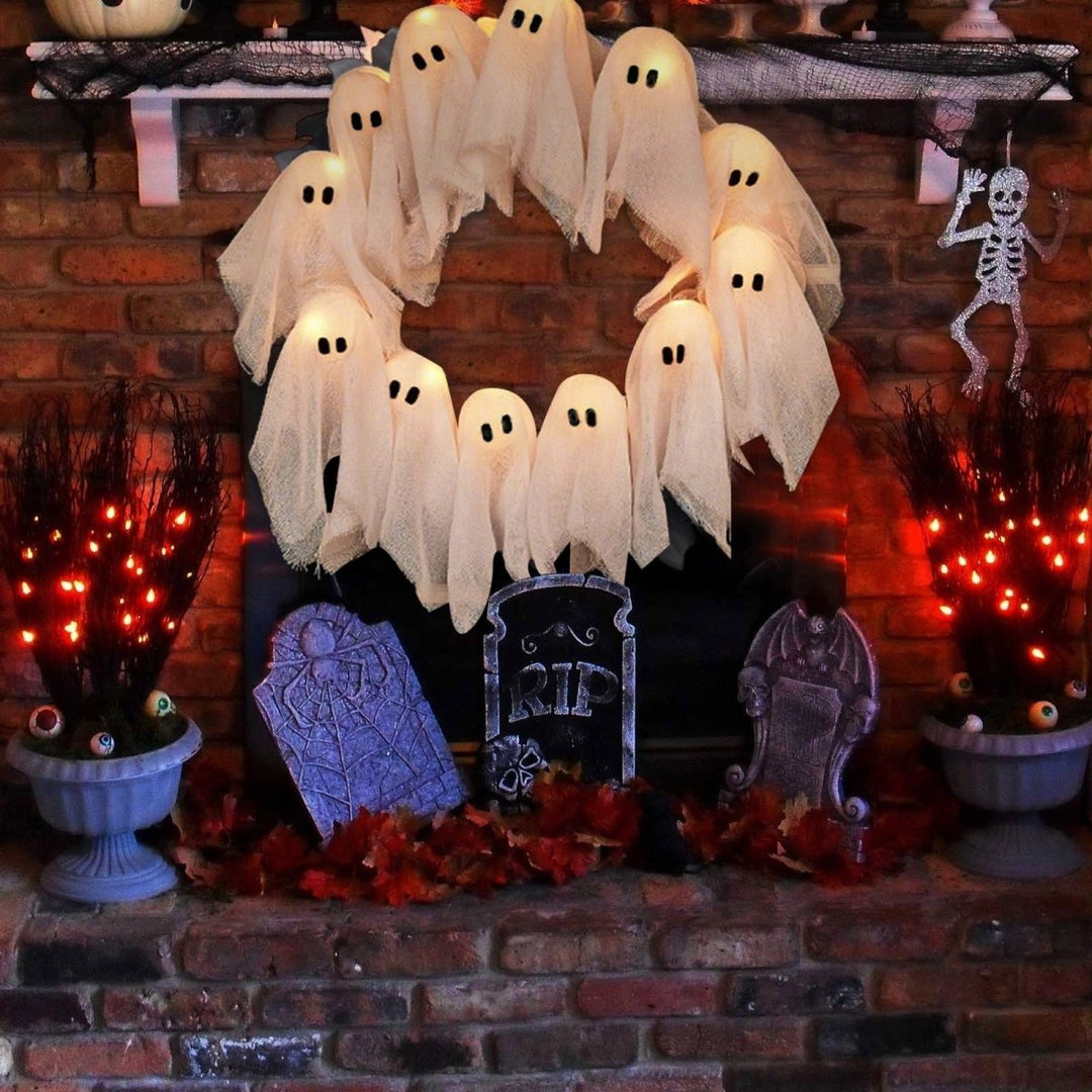 BowLift | SPOOKGLOW – LED Ghost Wreath with 12 Illuminated Spirits