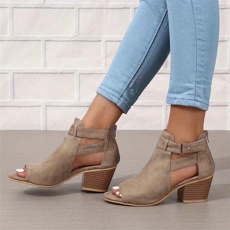 BowLift | Women's Retro Sandals with Block Heel