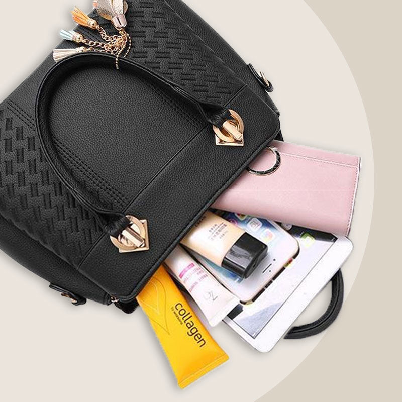 BowLift | Elegant women's bag with tassel pendant