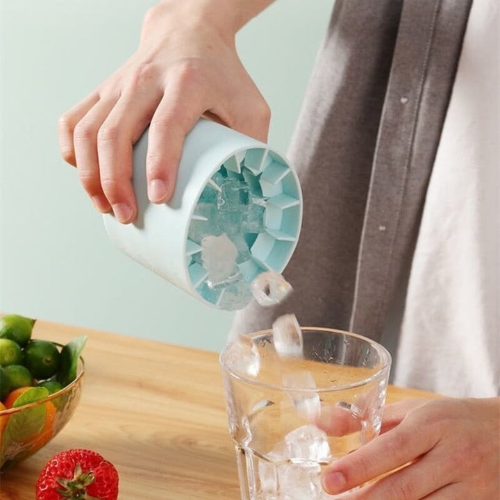 BowLift | Silicone Ice Cube Maker Cup