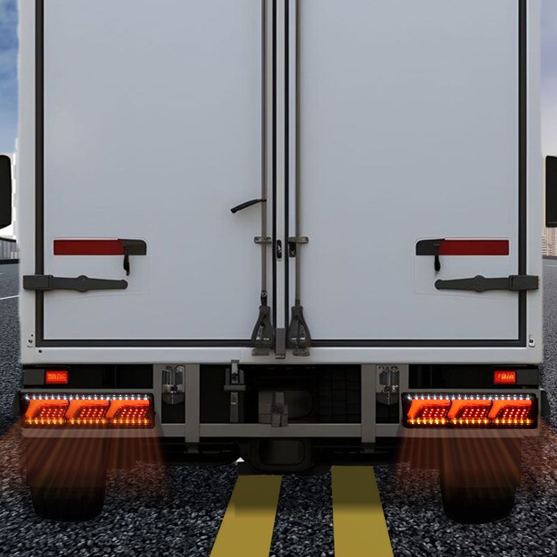 BowLift | 2 powerful LED tail lights for trucks