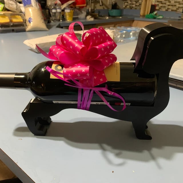 BowLift | Wine Bottle Holder Shaped Like A Dachshund