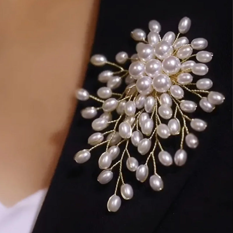 BowLift | BUY 1 GET 1 FREELadies' high-end exquisite handmade pearl brooch
