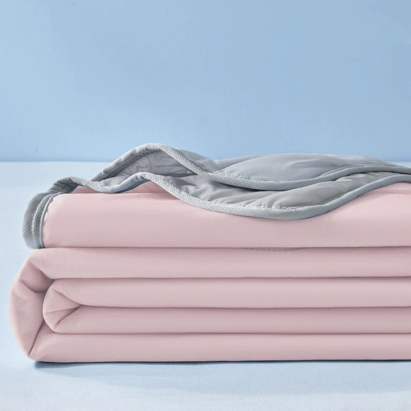 CoolBreeze Comfort Cooling Blanket for the Blanket | Bowlift