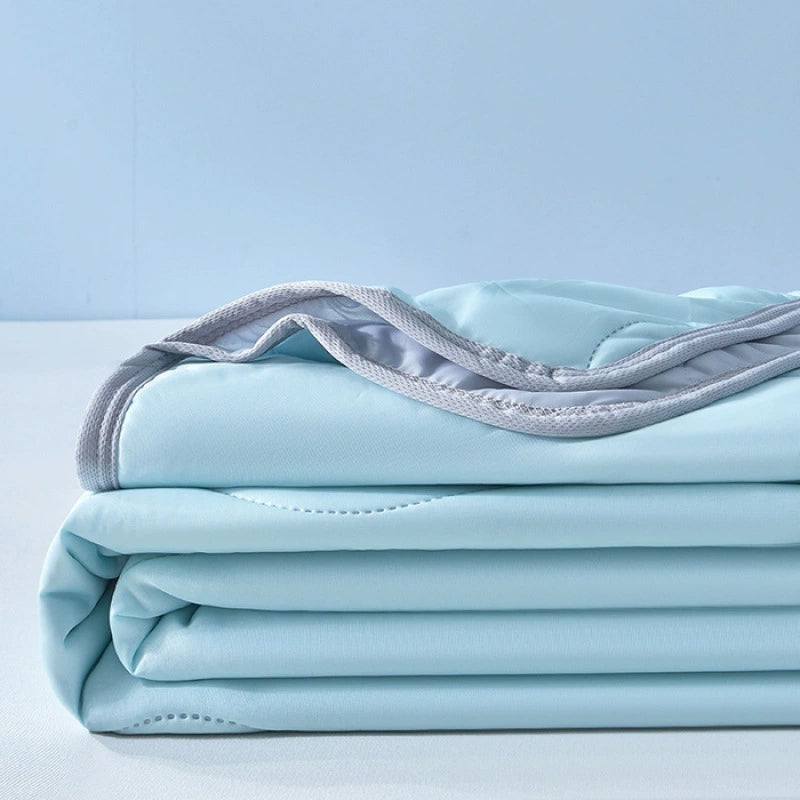 CoolBreeze Comfort Cooling Blanket for the Blanket | Bowlift