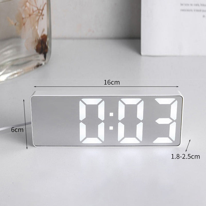 BowLift | Modern, digital, mechanical vintage watch with internal gear drive