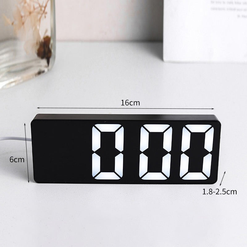 BowLift | Modern, digital, mechanical vintage watch with internal gear drive
