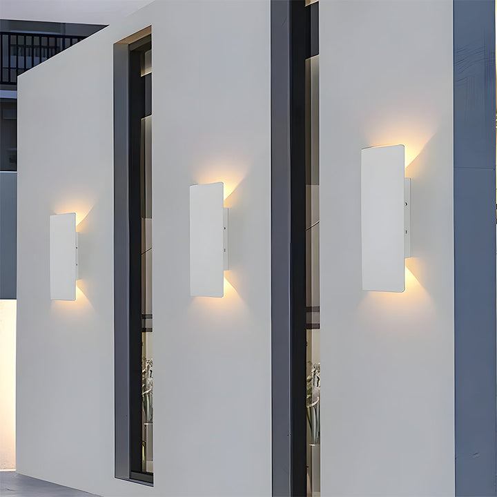 BowLift | Outdoor Wall Light with Modern Waterproof Design