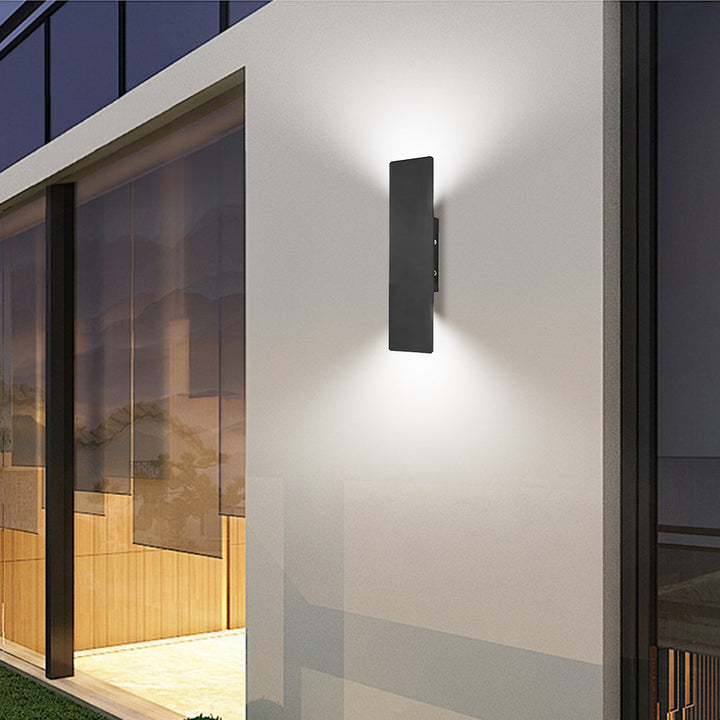 BowLift | Outdoor Wall Light with Modern Waterproof Design