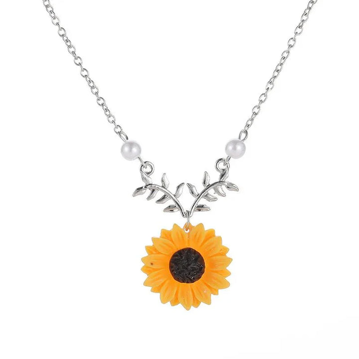 BowLift | Summer Sunflower Dainty Necklace