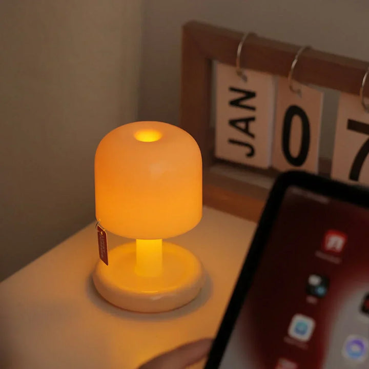 BowLift | Table Lamp with Soft Sunset Glow Light