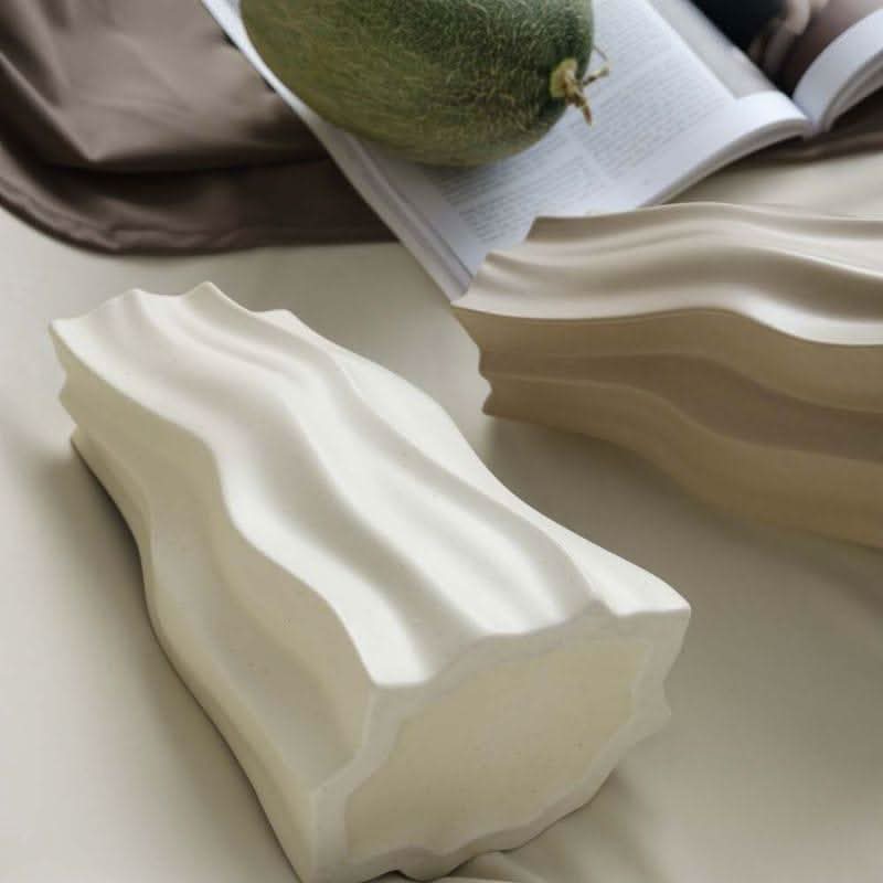 BowLift | ORINA – Stylish ceramic vase for a luxurious atmosphere