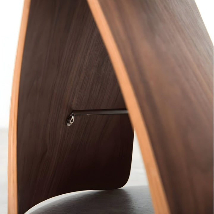 BowLift | Timberly – Solid Wood Bench with Timeless Minimalist Design