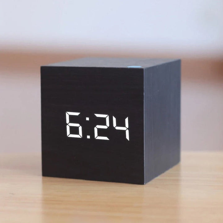 BowLift | ZENICUBE – Minimalist LED Alarm Clock with Time, Date & Temperature Display