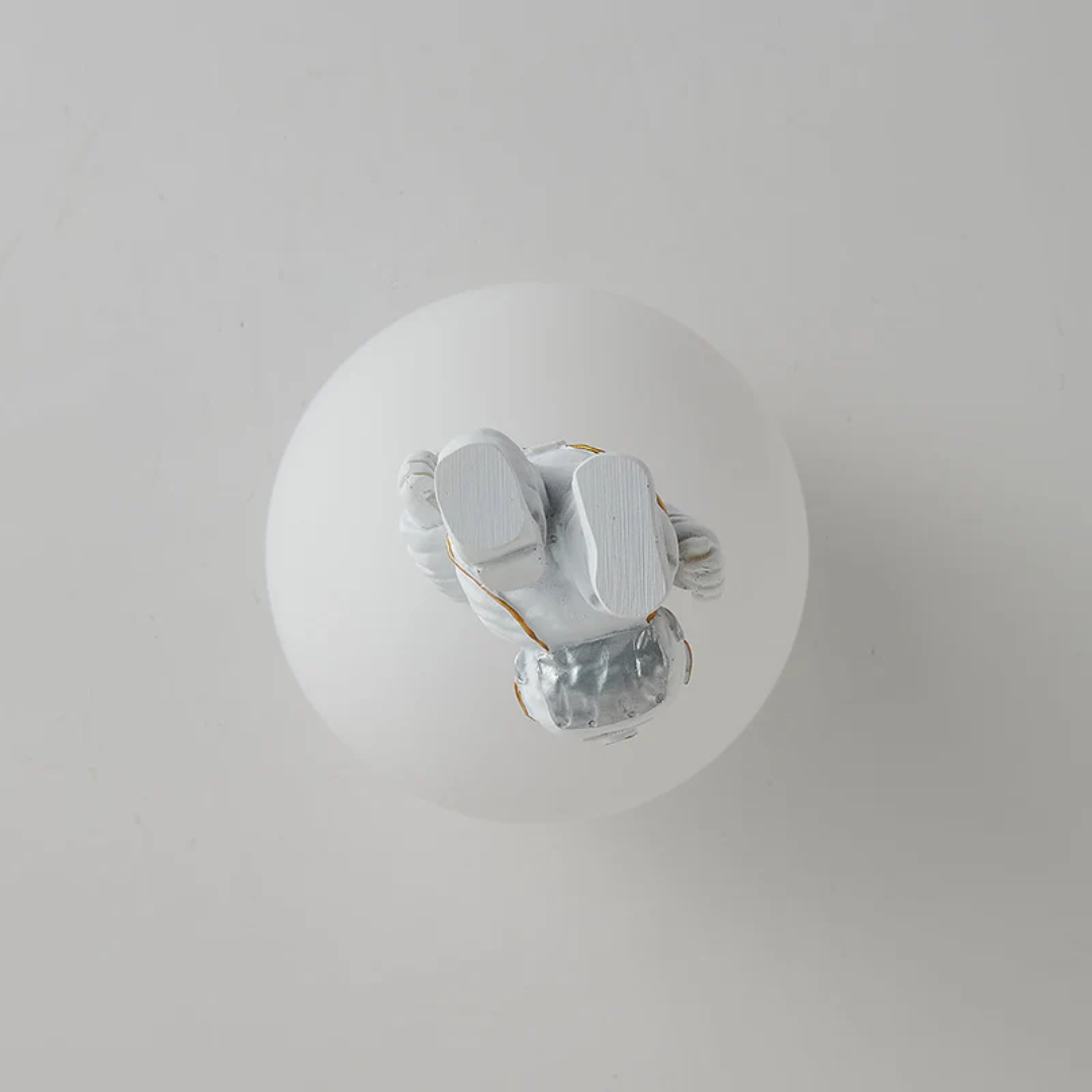 BowLift | Trendy Moon/Astronaut Children's Room LED Ceiling Light - CosmoGlow