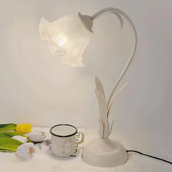 BowLift | BloomBeam - Adjustable Retro Table Lamp