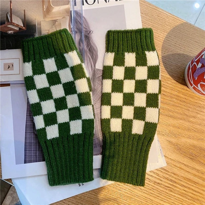 BowLift | Women’s Checkered Winter Gloves – Warm Fingerless Knit Plaid Design