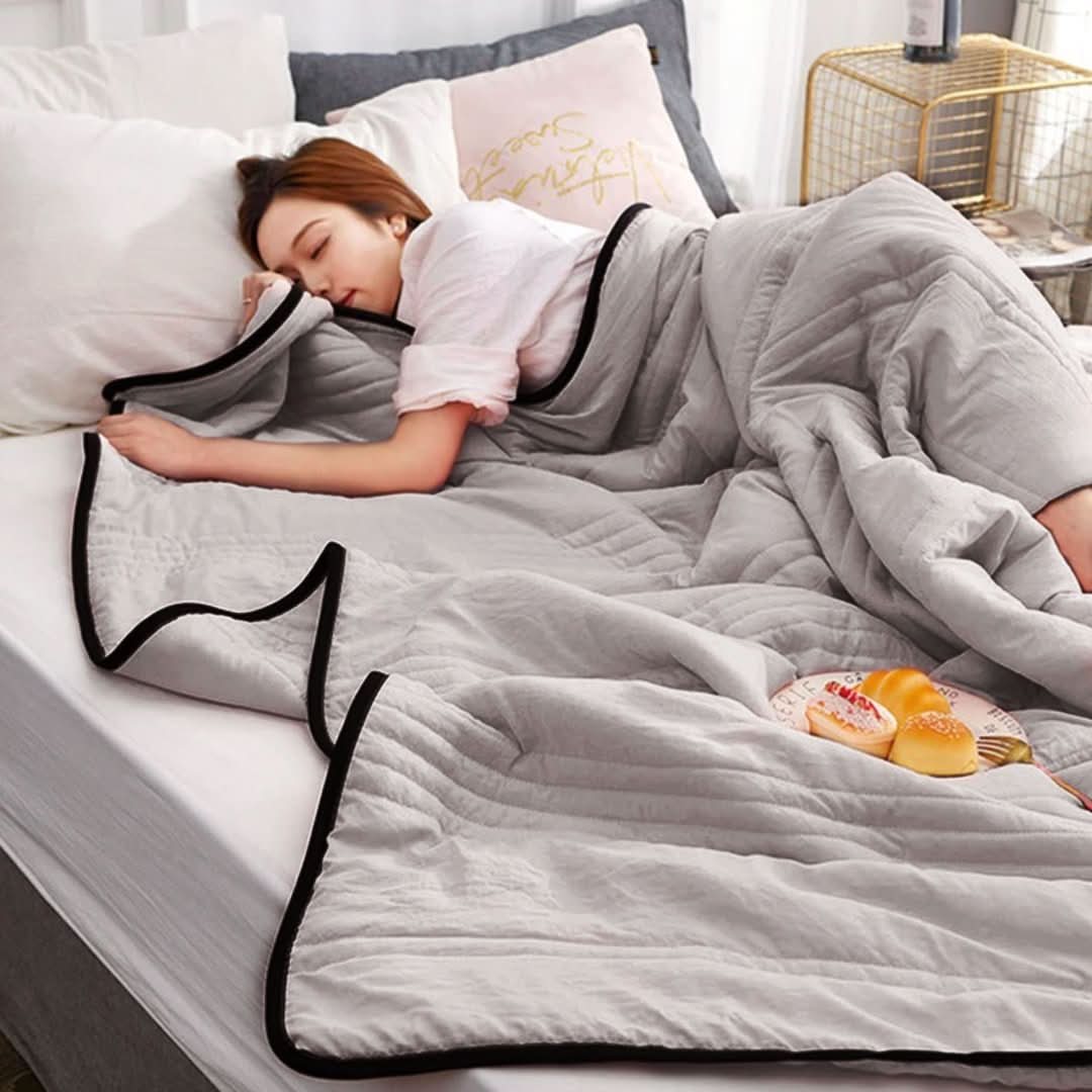 BowLift | Cooling Blanket for Hot Summer Nights