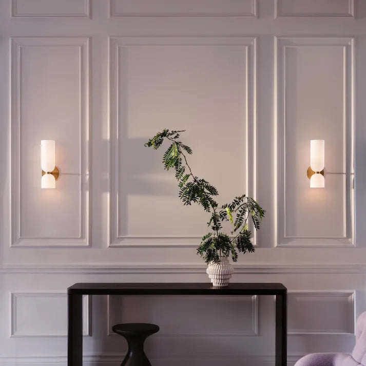 BowLift | Glass Wall Lamp with LED Technology Combination of Elegance and Functionality