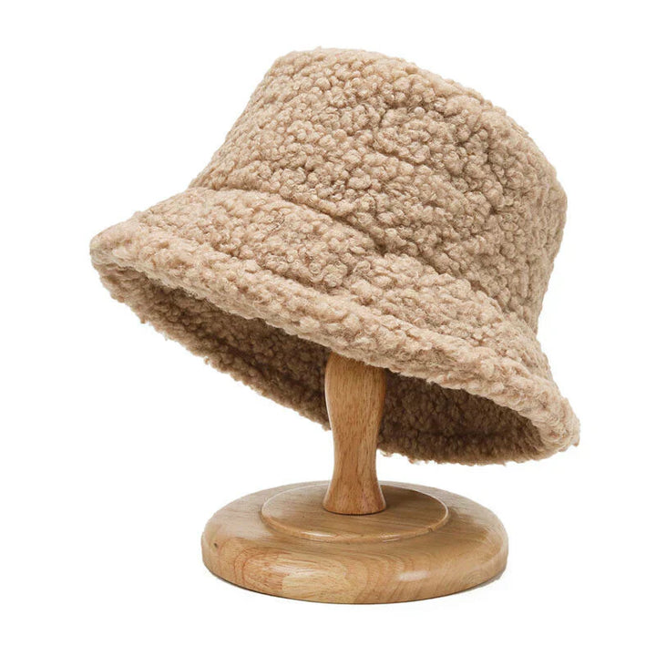 BowLift | Livia Women’s Teddy Bucket Hat Warm Lambswool