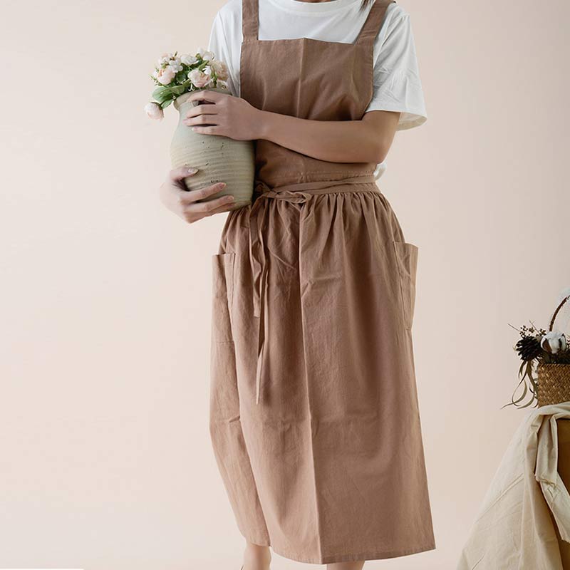 BowLift | Waterproof Cotton Apron with Handy Pockets - ChefMate