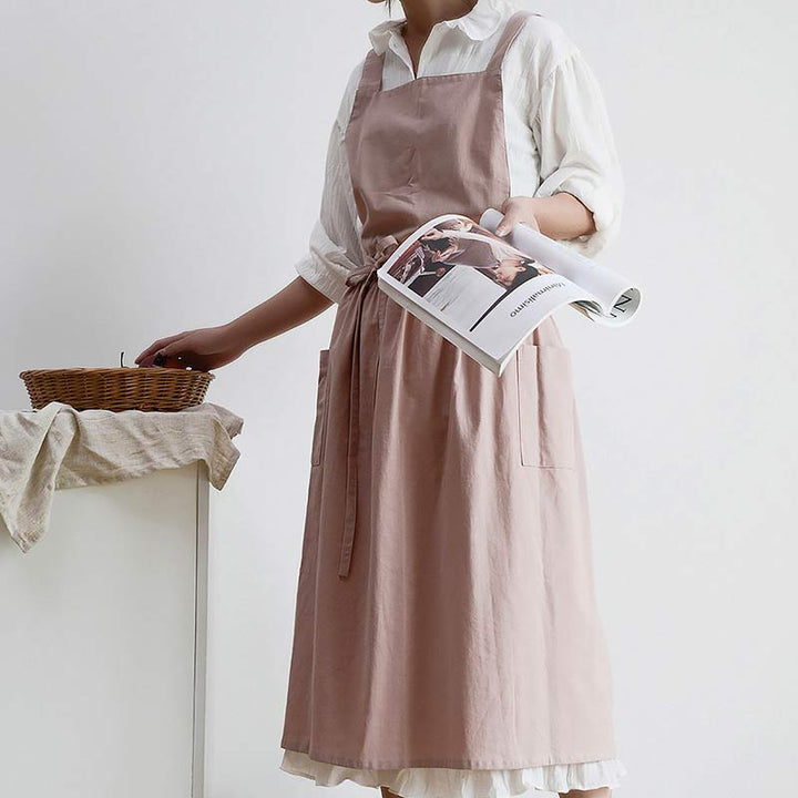 BowLift | Waterproof Cotton Apron with Handy Pockets - ChefMate