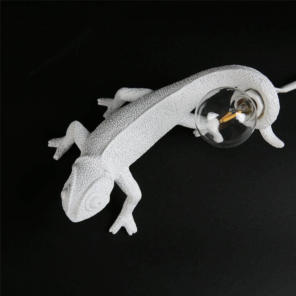 BowLift | Chameleon Table Lamp