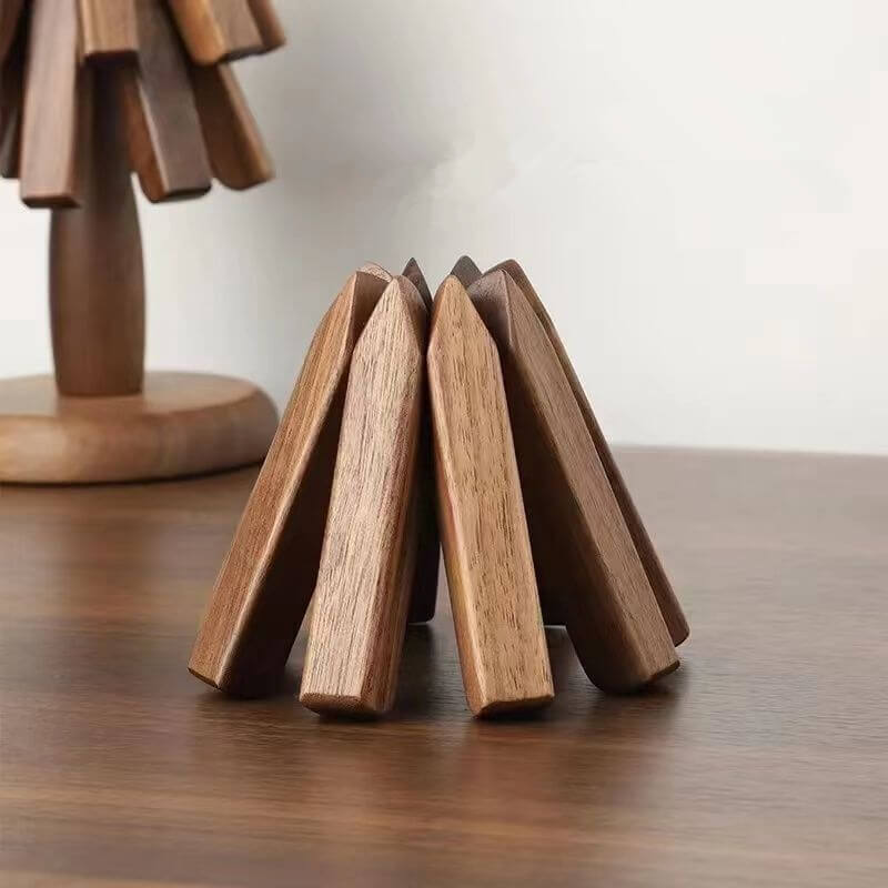 BowLift | WOODLIA – Elegant Walnut Placemats for Modern & Stylish Dining