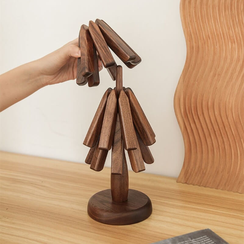 BowLift | WOODLIA – Elegant Walnut Placemats for Modern & Stylish Dining