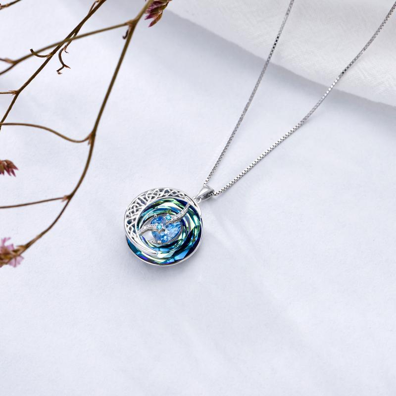 BowLift | Lunara | 18K Gold Plated Birthstone Necklace Moonstar Design