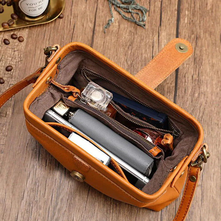 Norvella Shoulder Bag of Structured Imitation Leather for Women | Bowlift