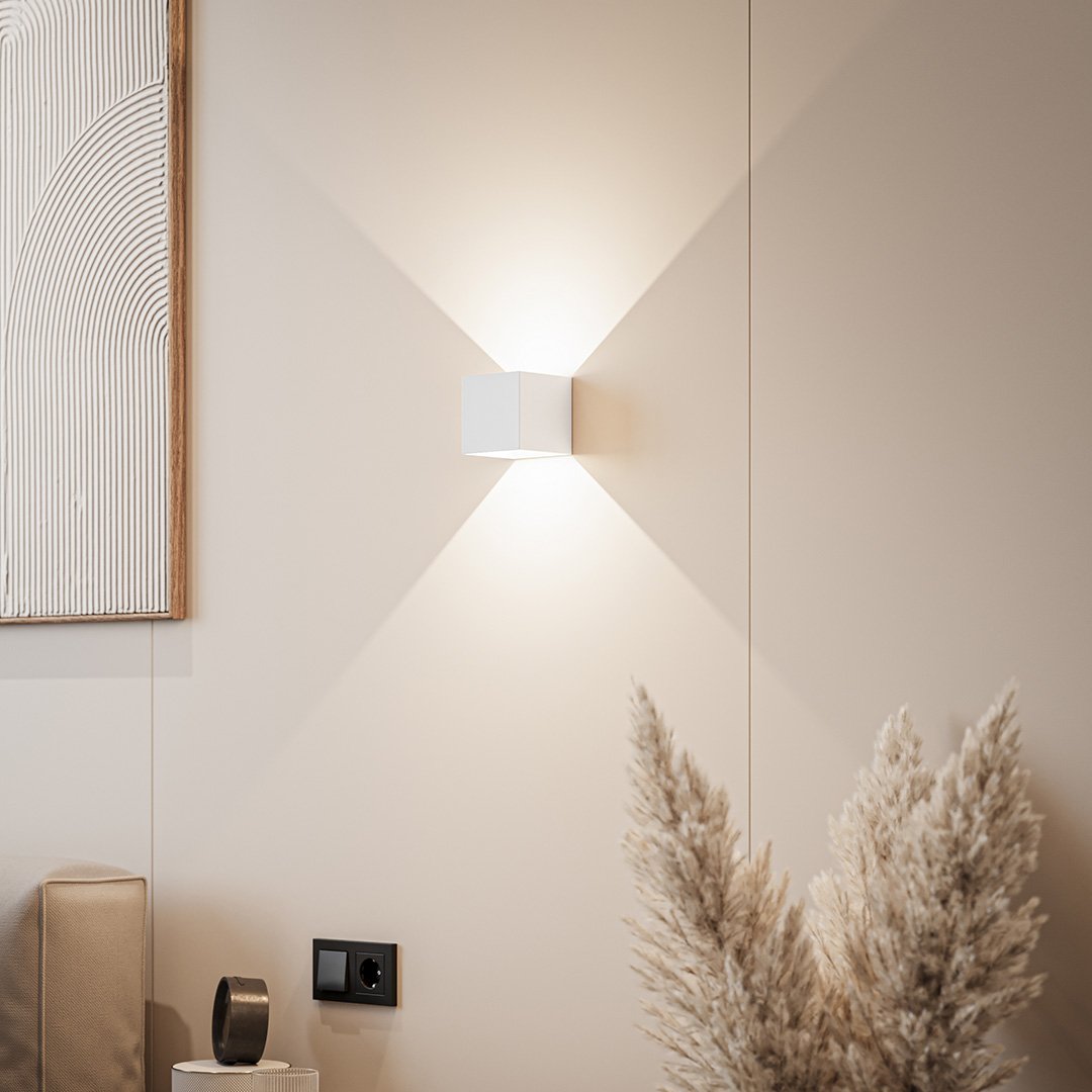 BowLift | Elegant LED wall lamp with atmospheric, warm light
