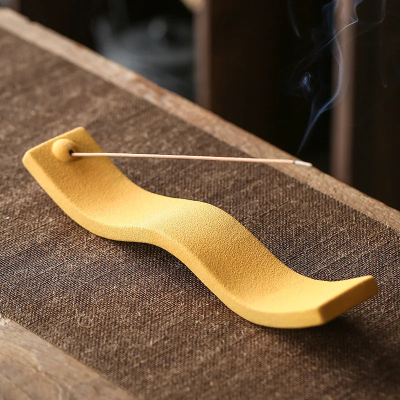 BowLift | ZenWave Ceramic Incense Holder